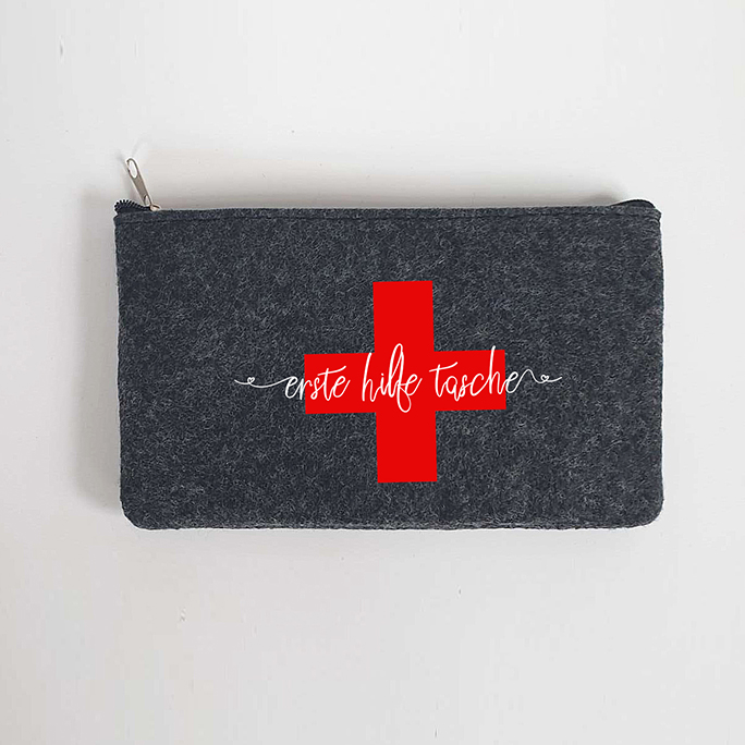 Kleine Erste Hilfe Tasche aus Filz 18x10 cm | Personalisiert mit Wunschtext | für Pflaster etc. | Filz-Notfall-Tasche | Geschenk