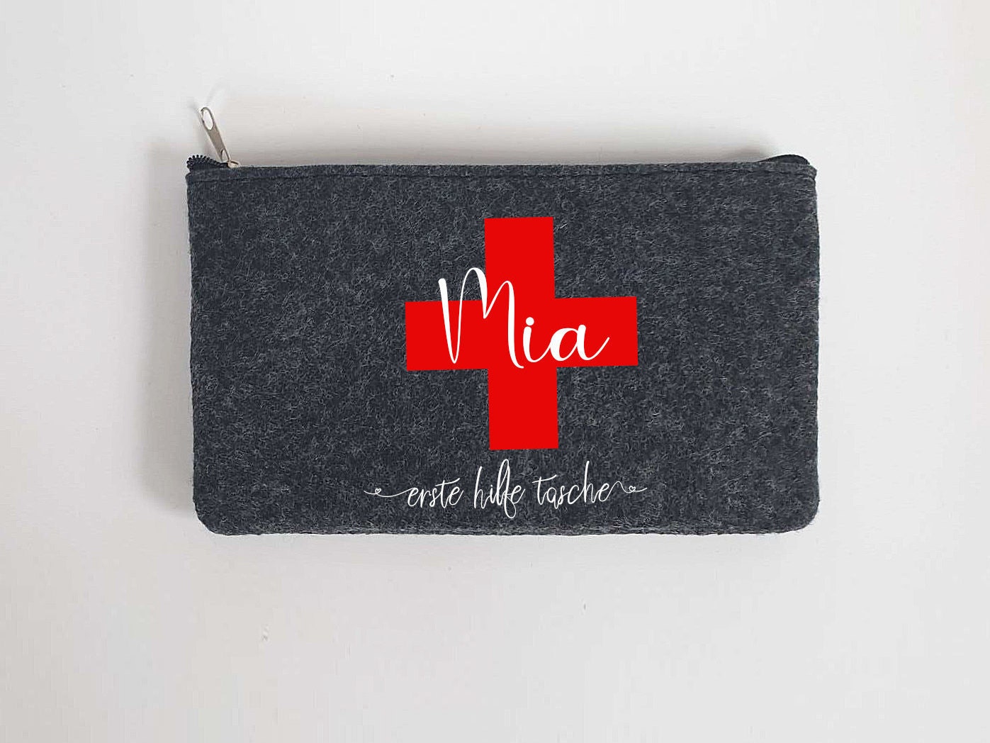 Kleine Erste Hilfe Tasche aus Filz 18x10 cm | Personalisiert mit Wunschtext | für Pflaster etc. | Filz-Notfall-Tasche | Geschenk – Bild 8