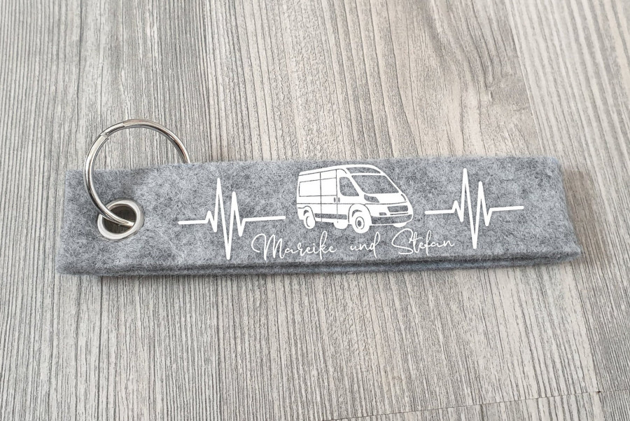 Van / Bulli / Bus Schlüsselanhänger personalisiert mit Wunschtext, Camping, Anhänger mit Text, Schlüsselanhänger, Geschenkidee