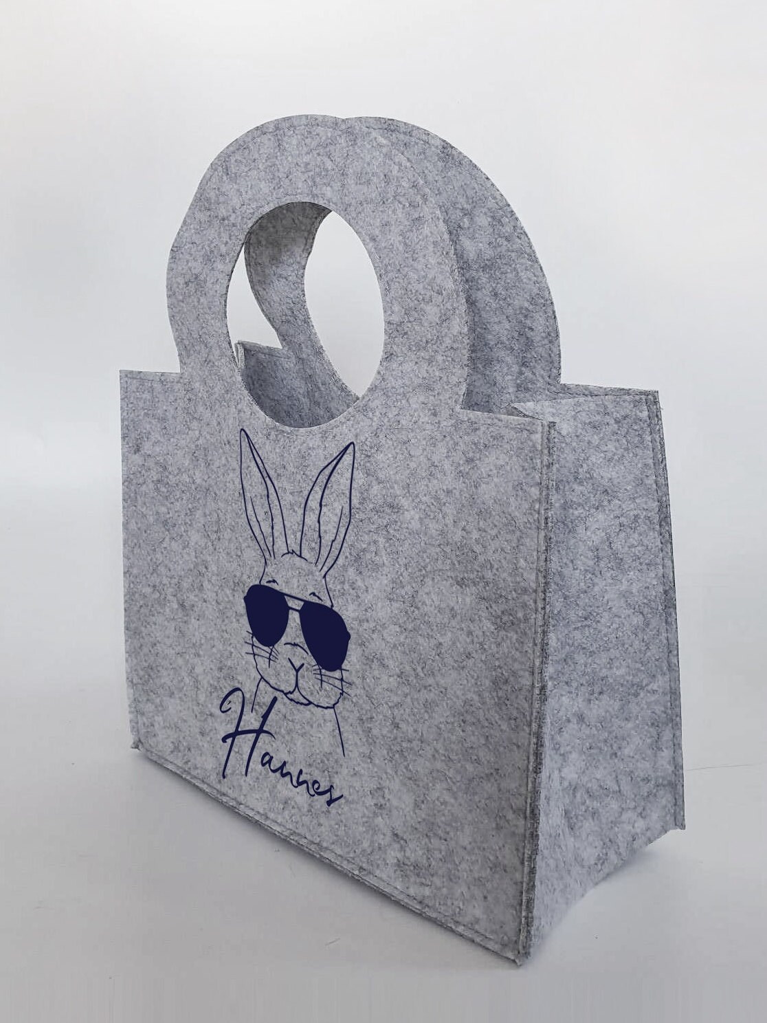 Personalisierte Oster-Tasche aus Filz 27 x 13 x 21 cm | Hase mit Sonnenbrille | Tasche mit Namen | Ostertasche | Geschenk | Ostern – Bild 6