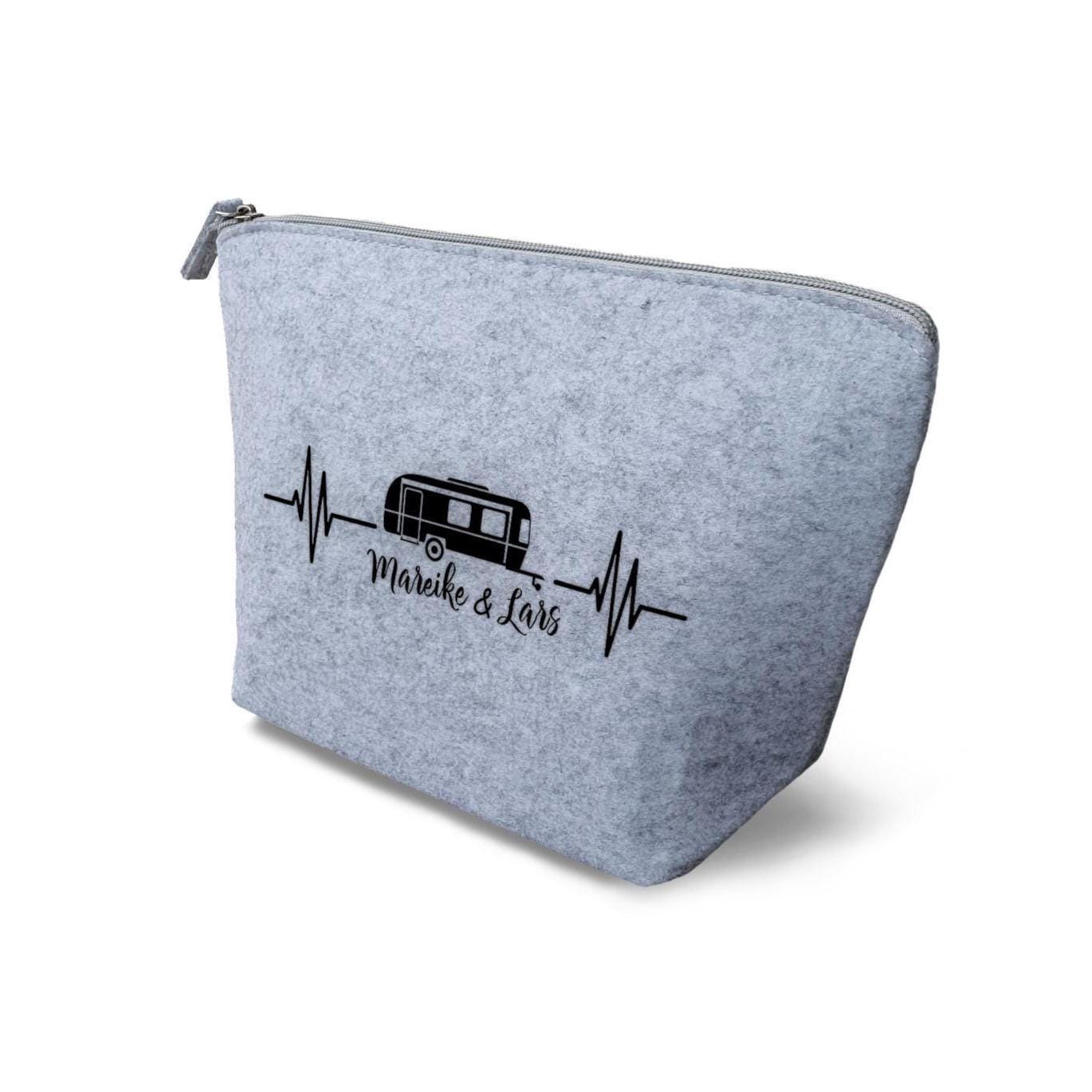 Wohnwagen Kulturtasche aus Filz 19x18x9 cm | Personalisiert | Kosmetiktasche mit Namen | Campingtasche | Camper | Geschenk | Camping – Bild 2