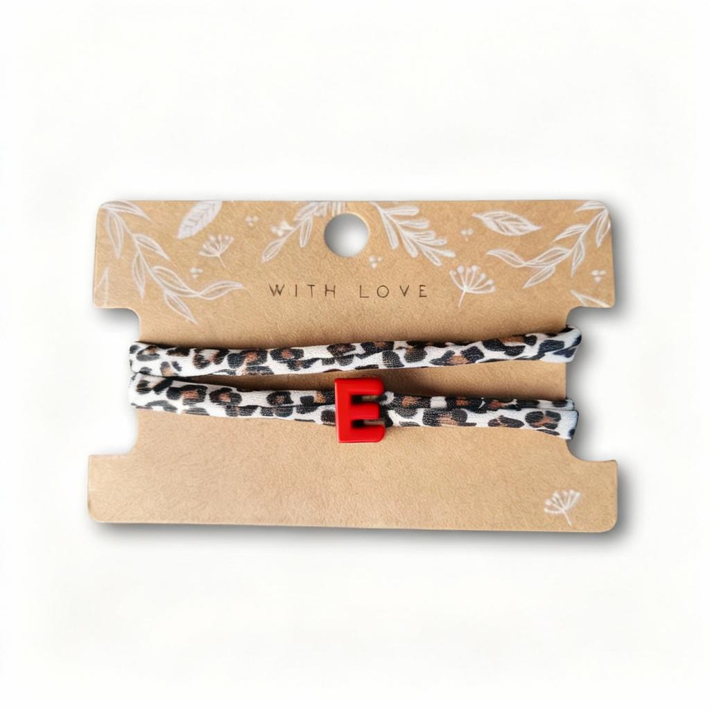 Elastisches Leo Armband mit deinem Wunschbuchstaben im Ibiza Style. Personalisiert - in 7 Farben erhältlich – Bild 9