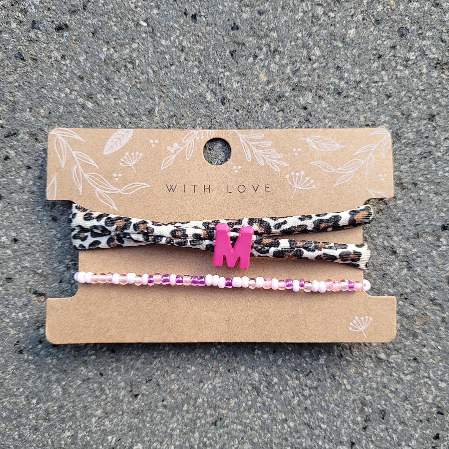 Elastisches Leo Armband mit deinem Wunschbuchstaben im Ibiza Style. Personalisiert - in 7 Farben erhältlich – Bild 5