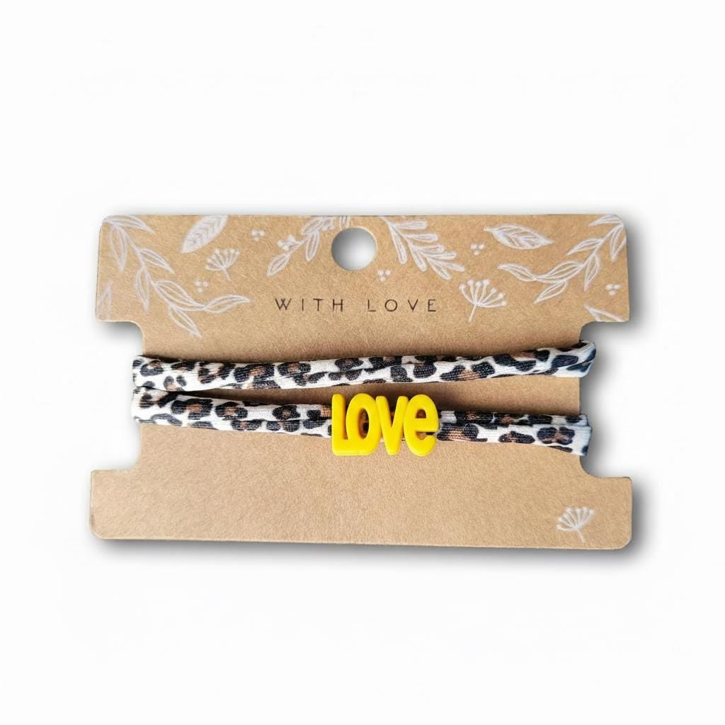 Elastisches Leo Armband mit dem LOVE Anhänger im Ibiza Style - in 7 Farben erhältlich – Bild 2