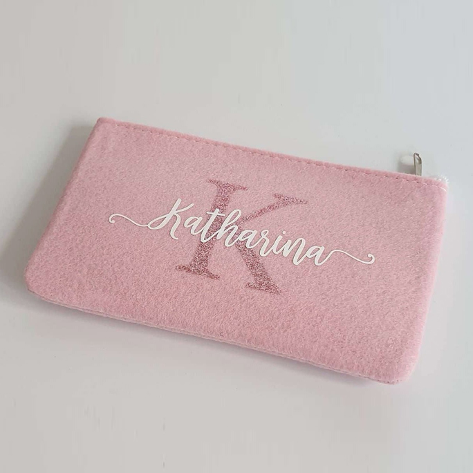 Kleine Schminktasche aus Filz 18x10 cm | Personalisiert | Kosmetiktasche mit Namen | Stifte Tasche | Filz-Mäppchen | Geschenk | Beauty Bag