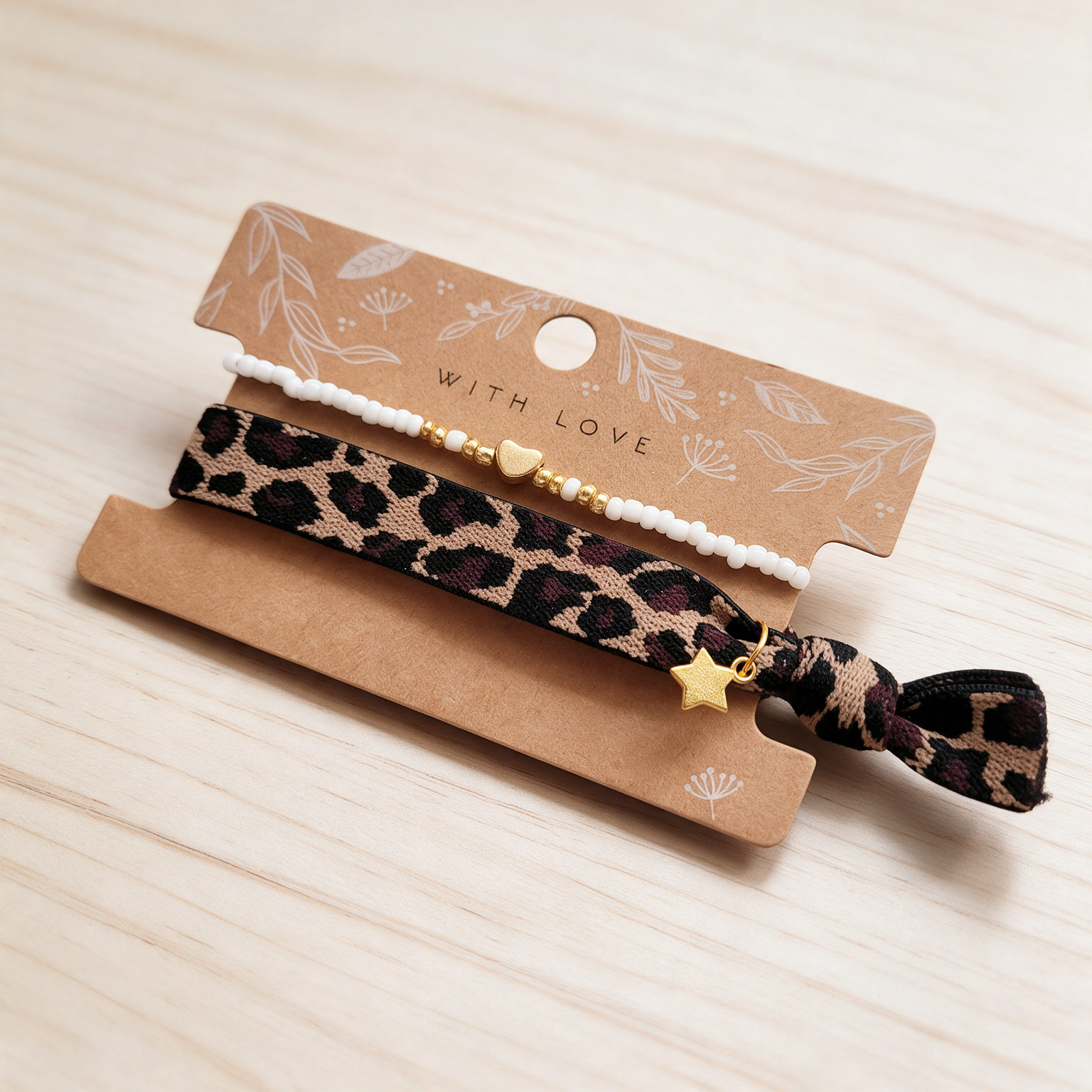 With Love Armband-Set: Wilder Leo-Look trifft auf zarte Eleganz – Bild 2