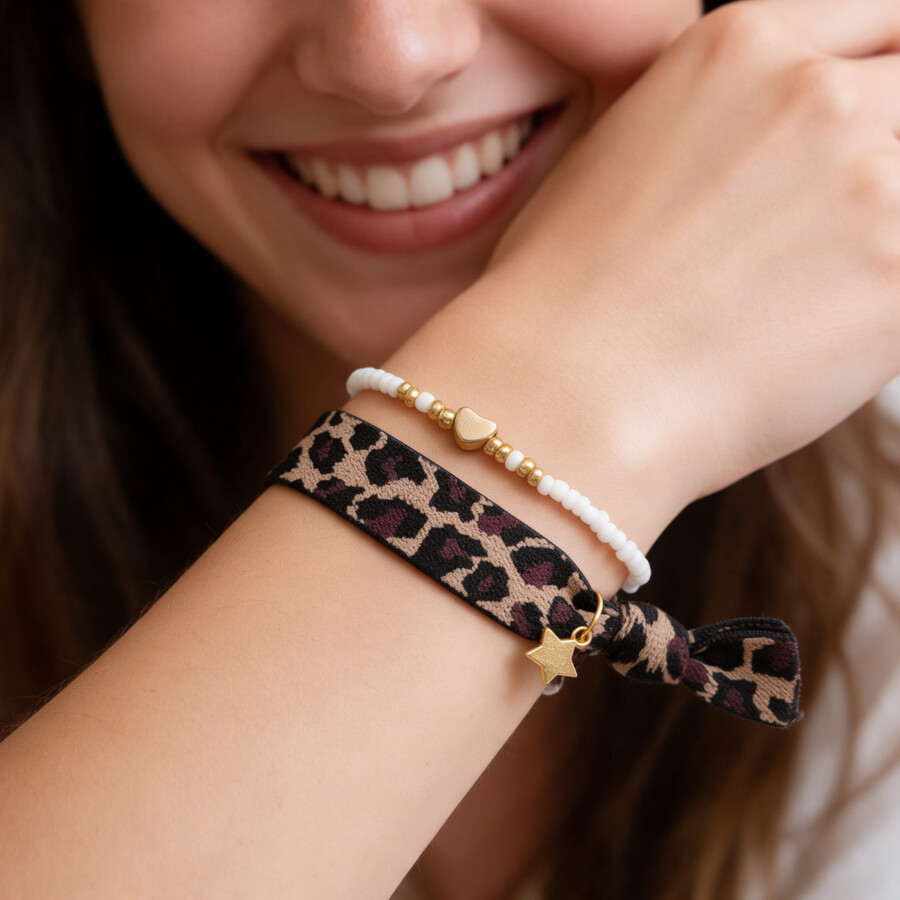 With Love Armband-Set: Wilder Leo-Look trifft auf zarte Eleganz